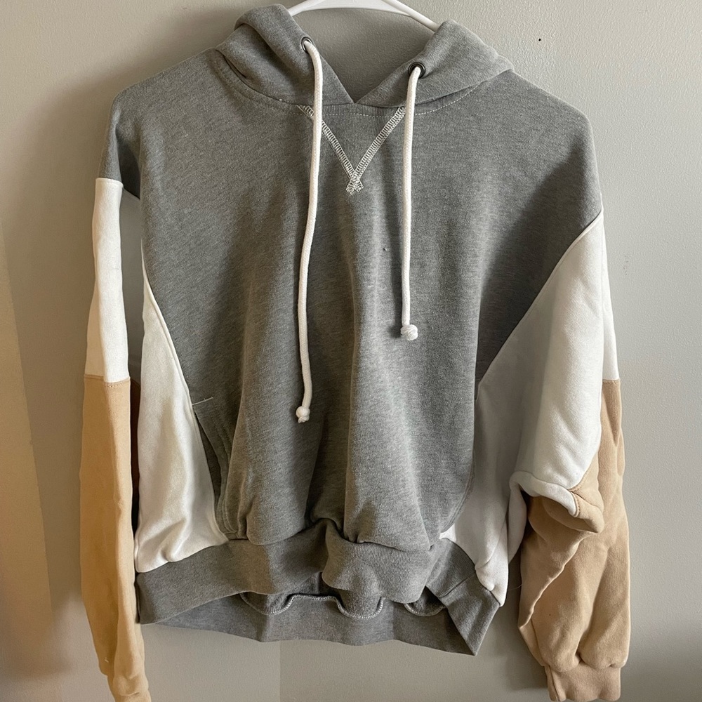 Abercrombie and Fitch Sweatshirt